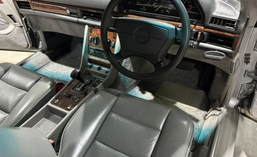 1991 Mercedes-Benz W126 560SEC