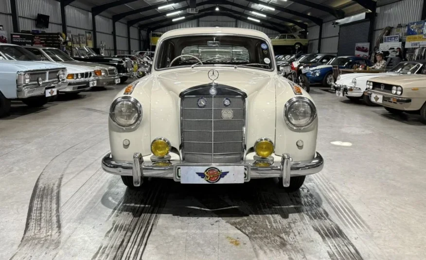 1959 Mercedes-Benz Ponton 219