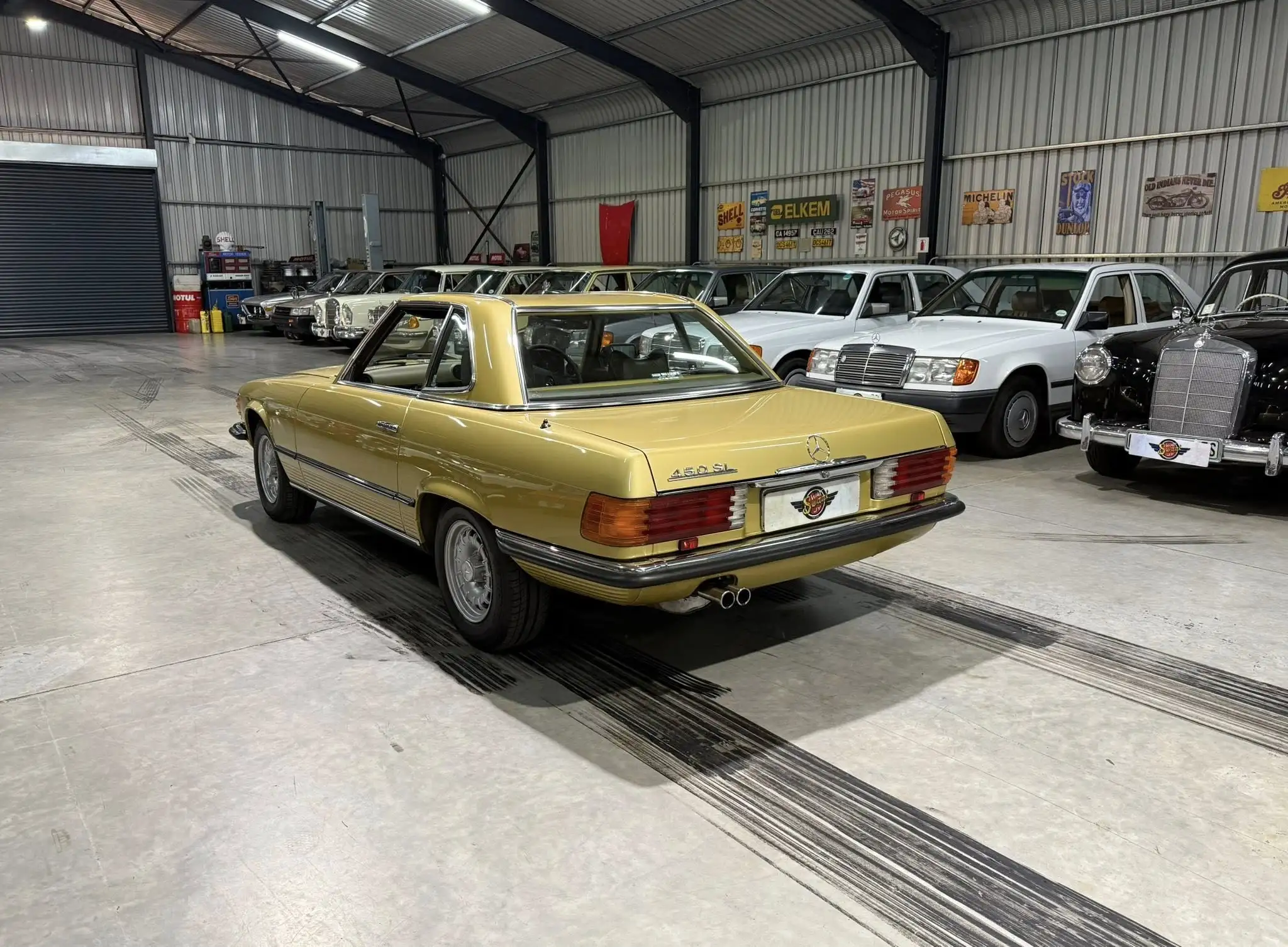 1977 Mercedes-Benz R107 450SL