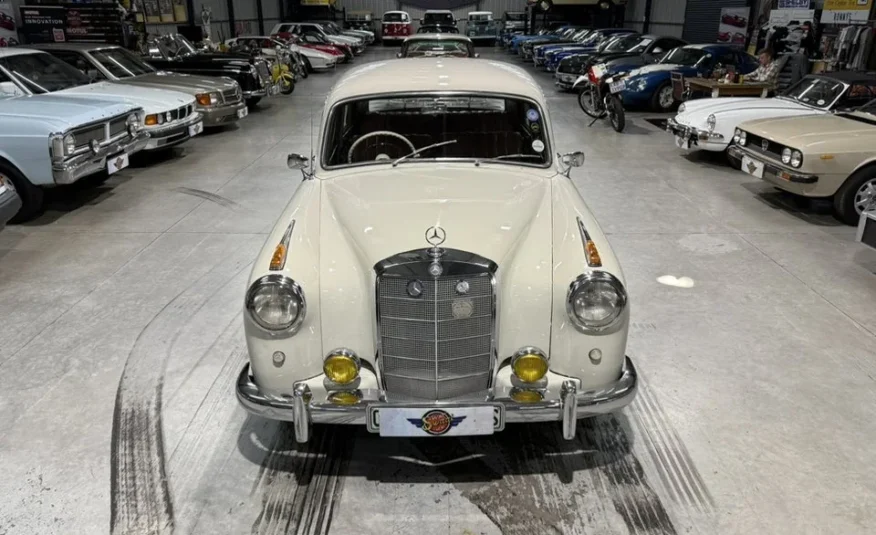 1959 Mercedes-Benz Ponton 219