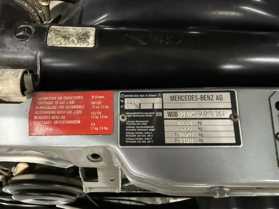 1991 Mercedes-Benz W126 560SEC