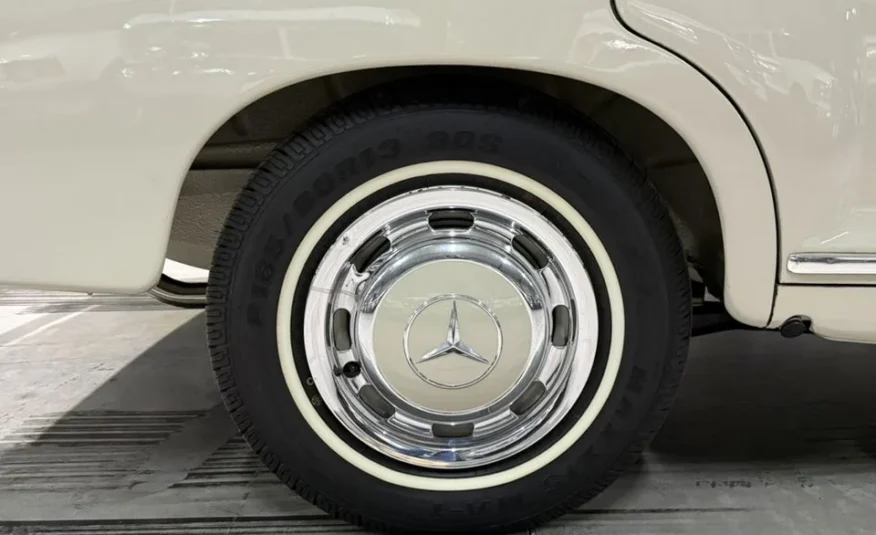1959 Mercedes-Benz Ponton 219