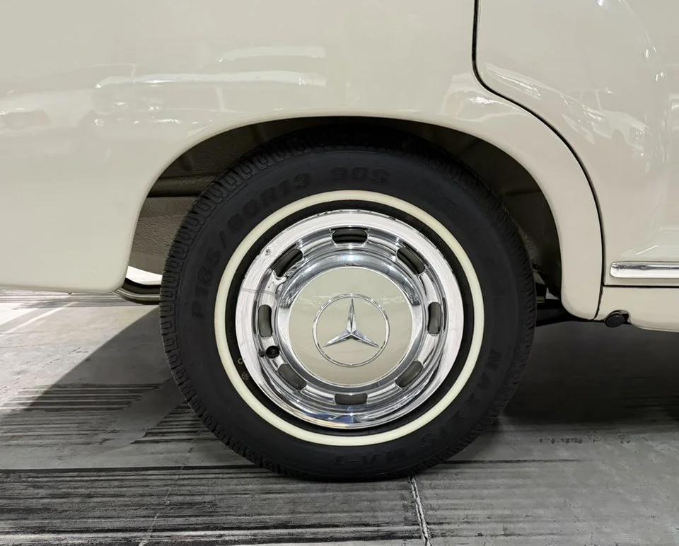 1959 Mercedes-Benz Ponton 219