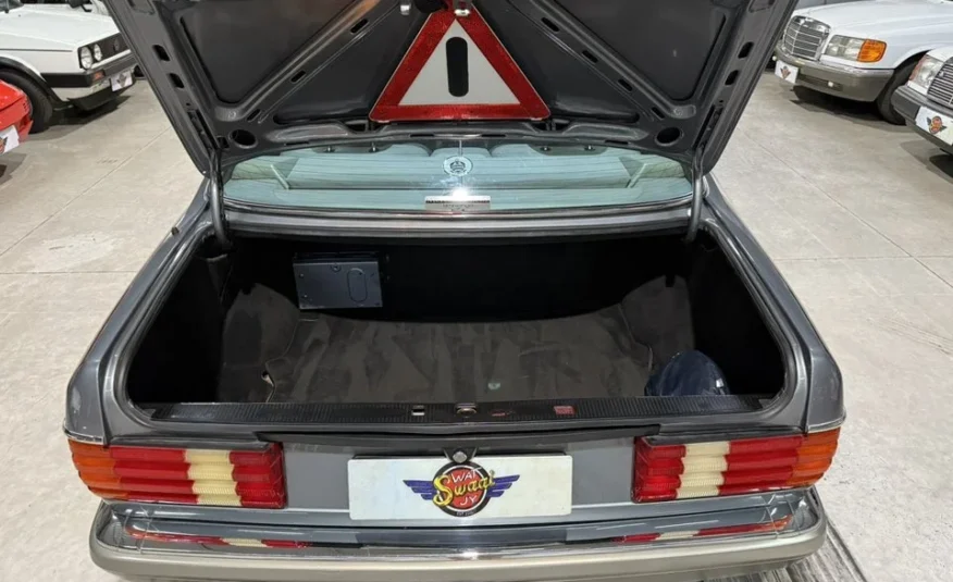 1991 Mercedes-Benz W126 560SEC