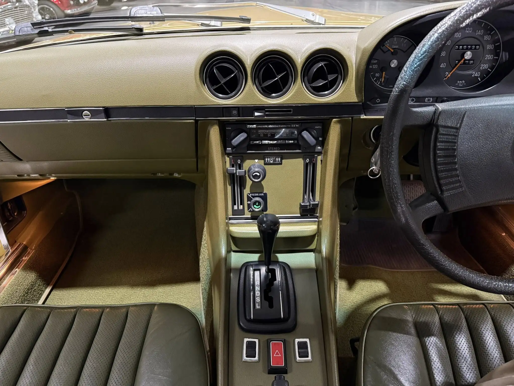 1977 Mercedes-Benz R107 450SL
