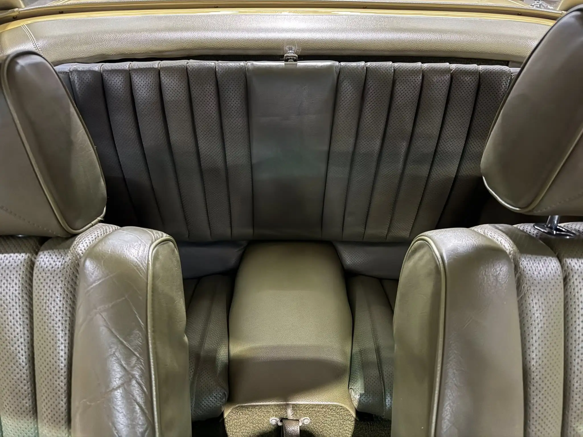 1977 Mercedes-Benz R107 450SL