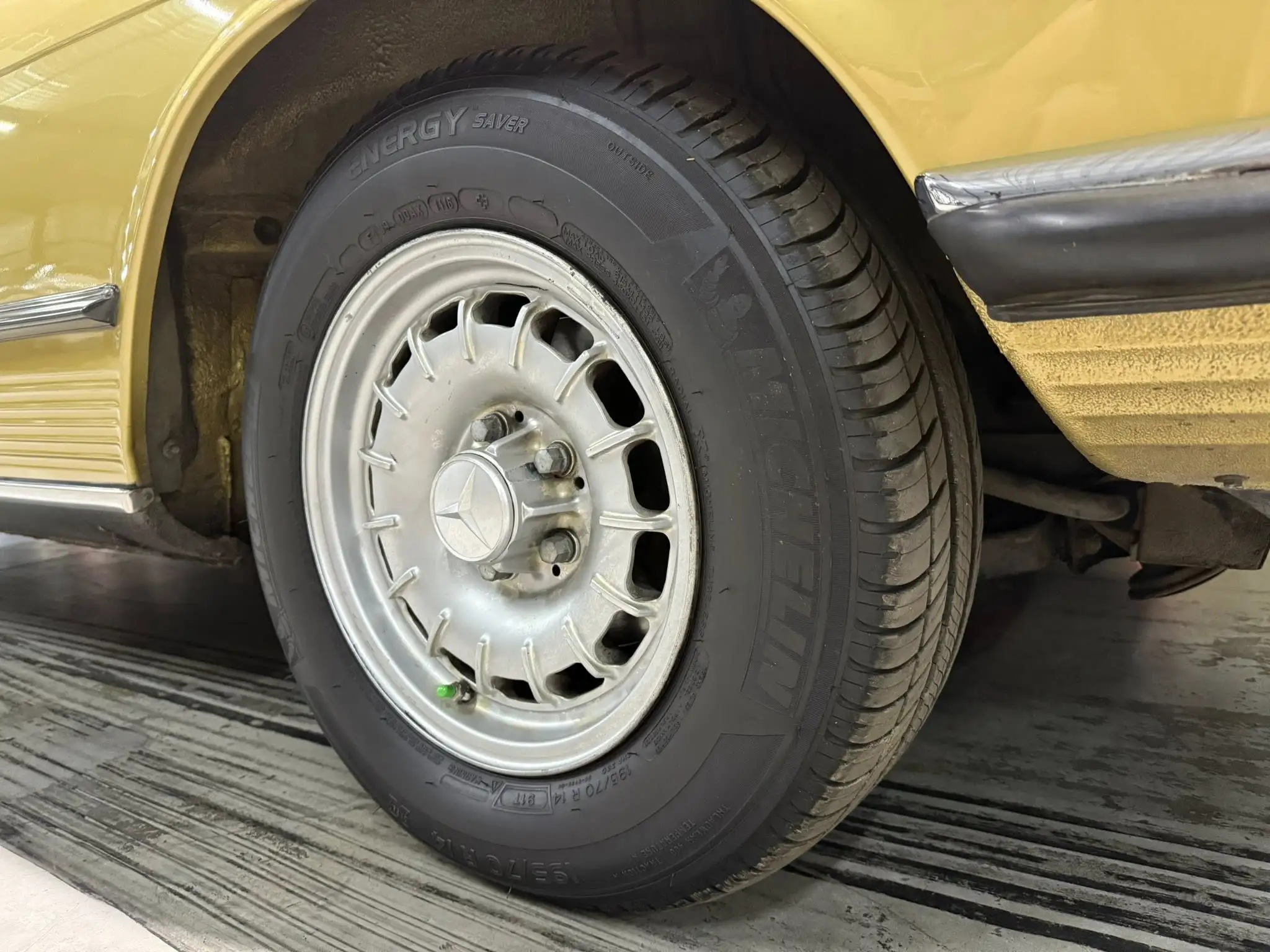 1977 Mercedes-Benz R107 450SL