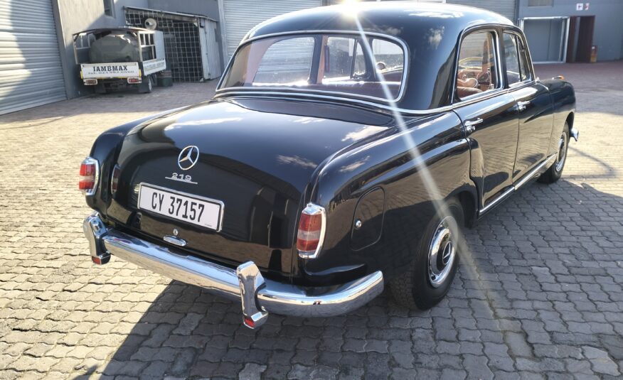 1959 Mercedes-Benz Ponton 219 W105