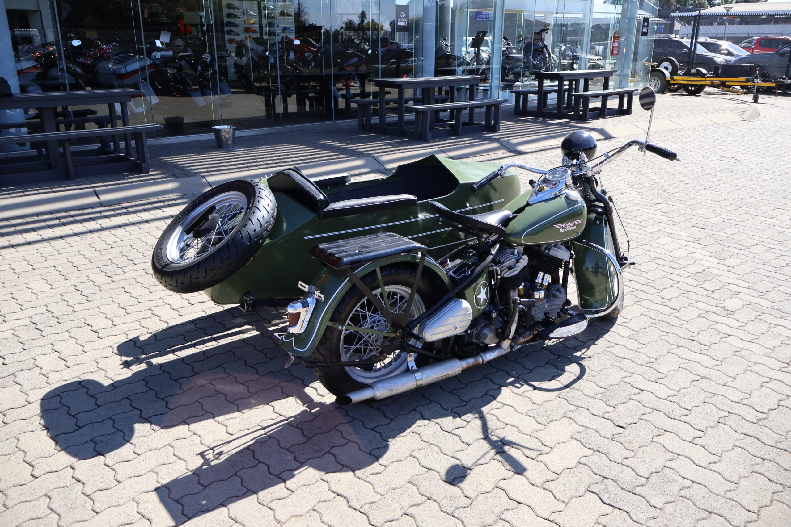 1941 Harley-Davidson 1012