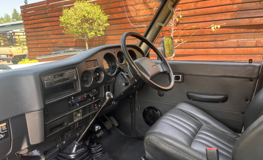 1988 Toyota Land Cruiser FJ62