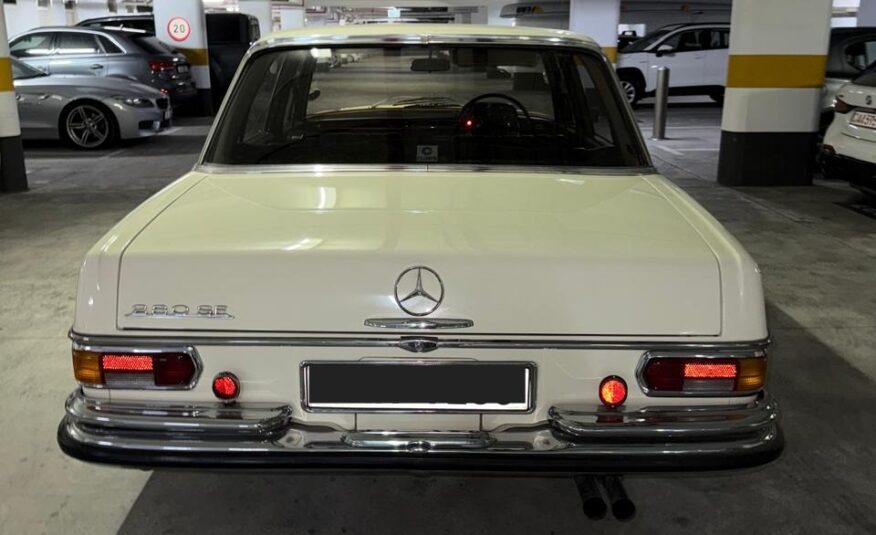 1970 Mercedes-Benz 280SE W108