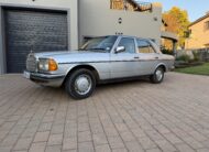 1985 Mercedes Benz W123 200 Manual