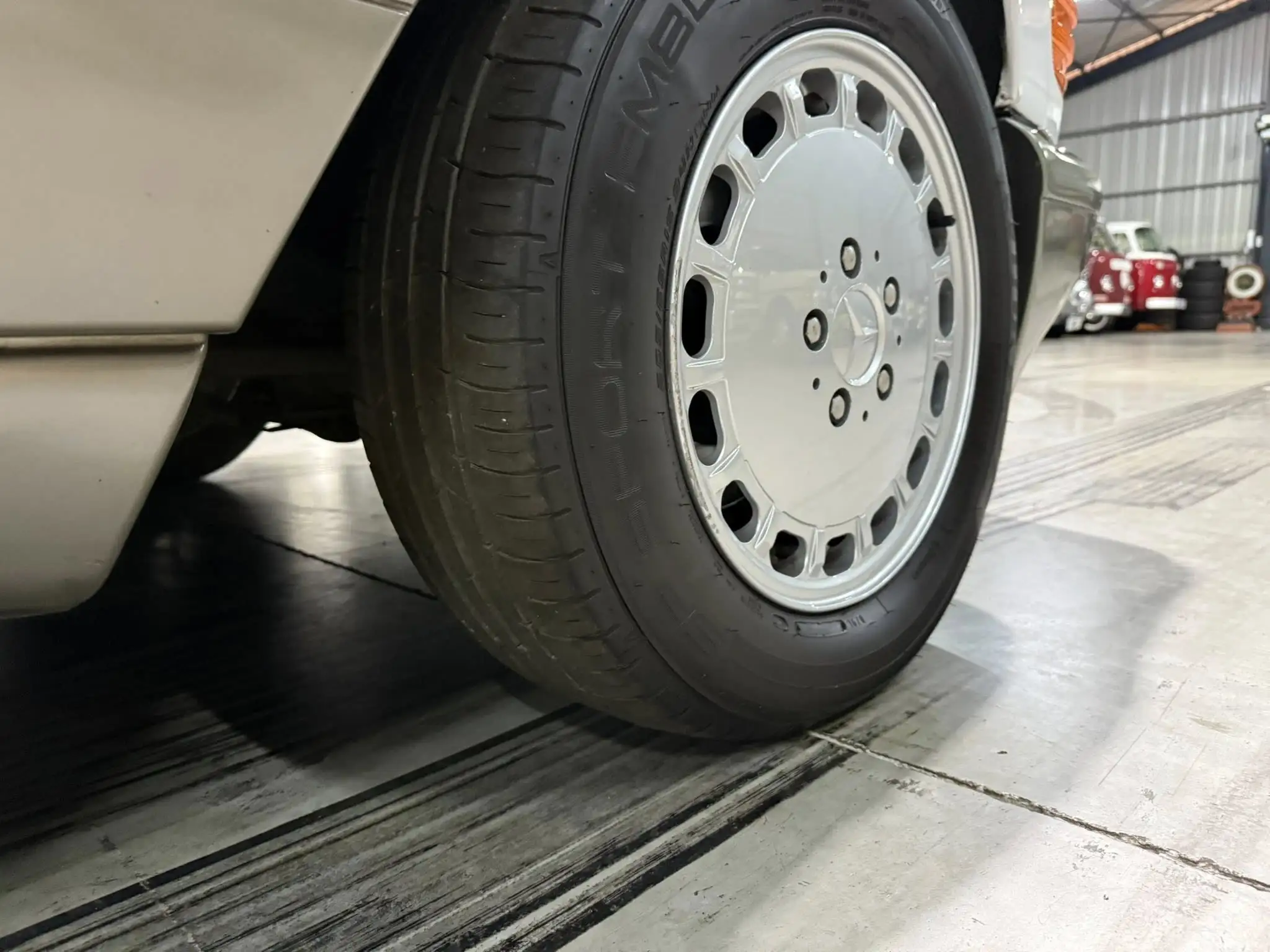 1990 Mercedes Benz W126 500SE