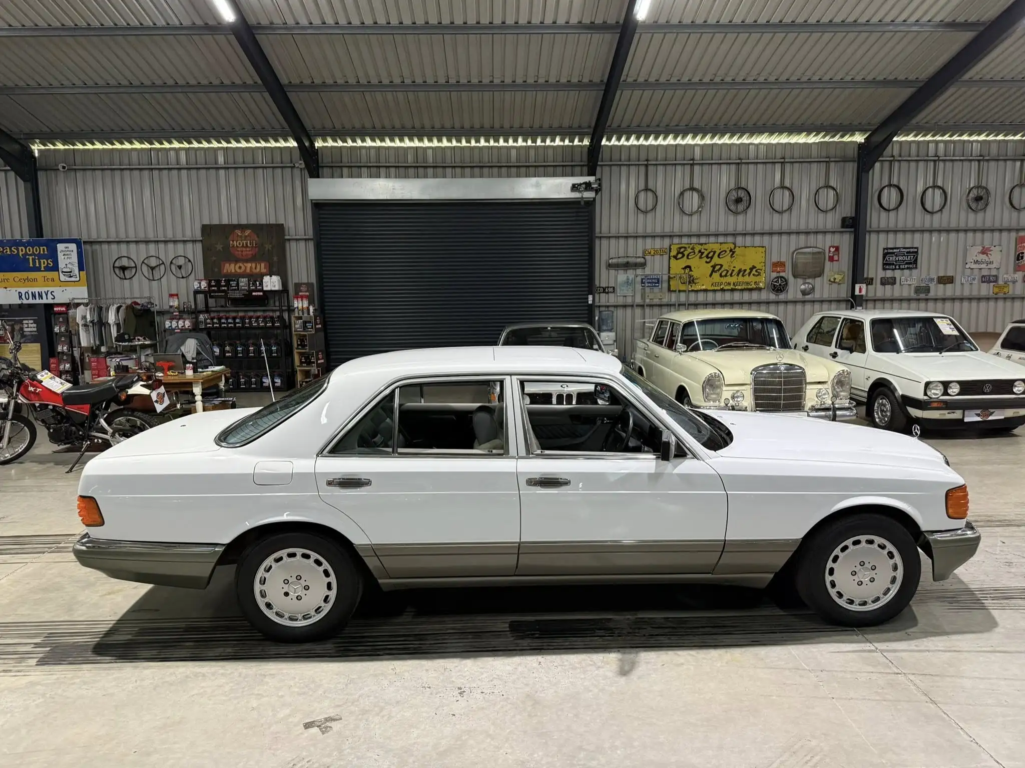 1990 Mercedes Benz W126 500SE