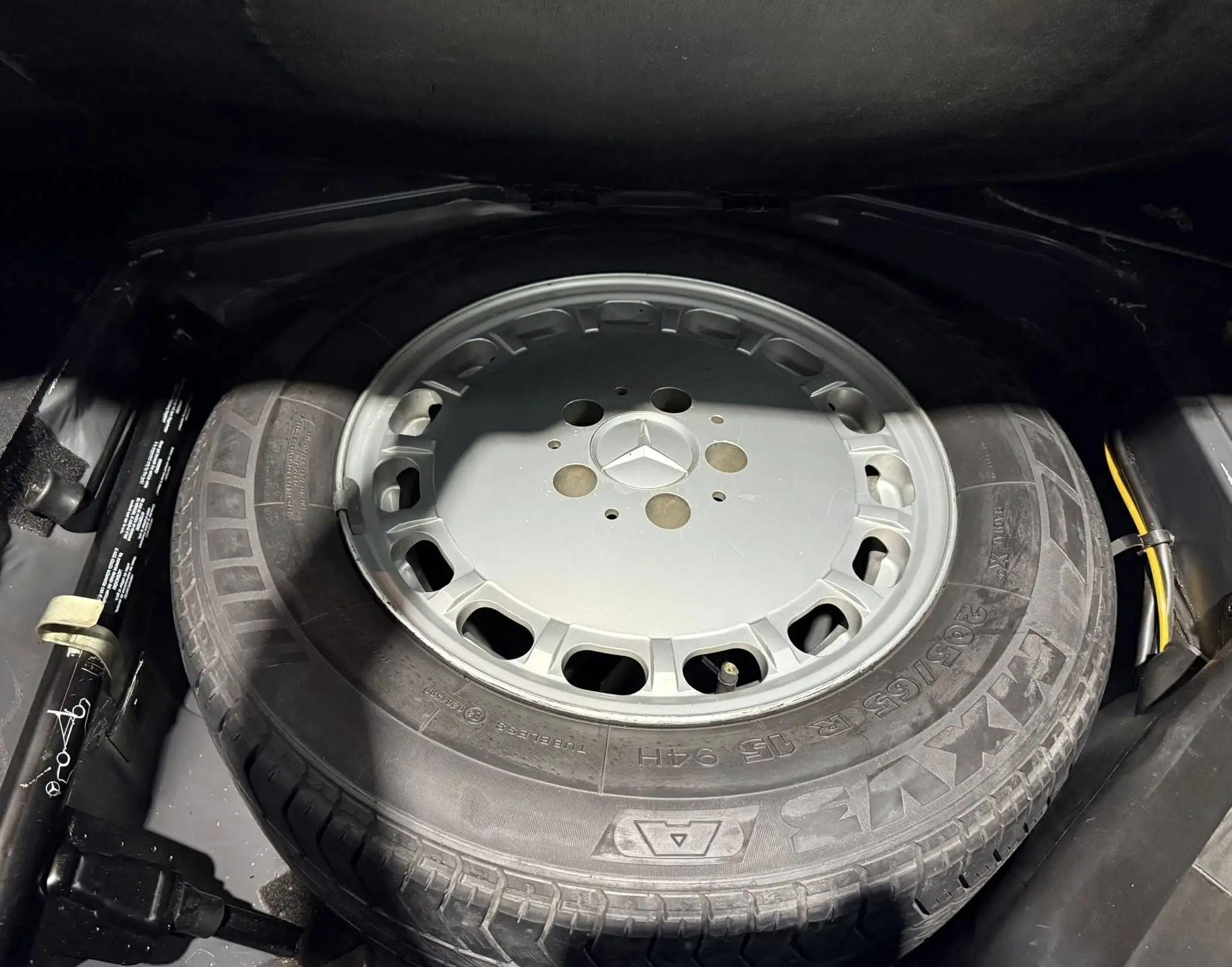 1990 Mercedes Benz W126 500SE