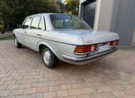 1985 Mercedes Benz W123 200 Manual