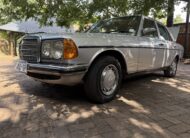 1985 Mercedes Benz W123 200 Manual