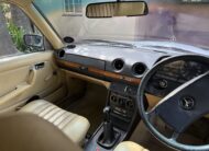 1985 Mercedes Benz W123 200 Manual