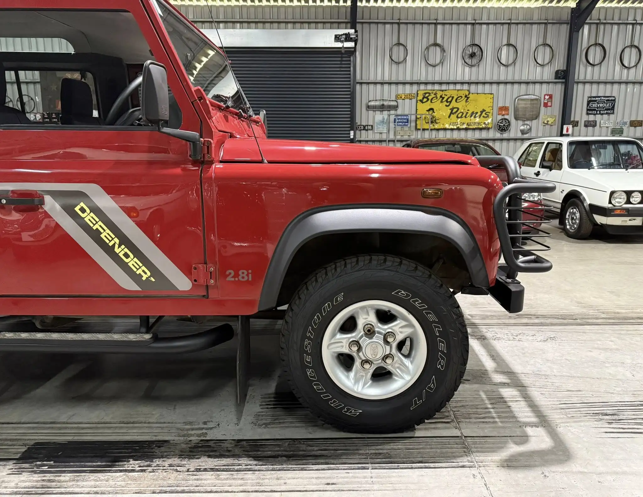 2000 Land Rover Defender 90 2.8i