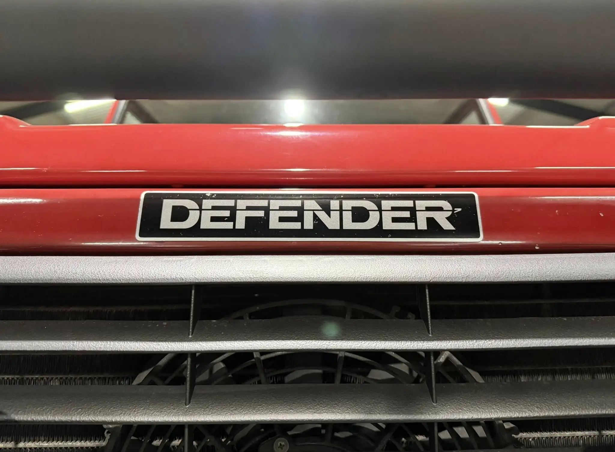 2000 Land Rover Defender 90 2.8i