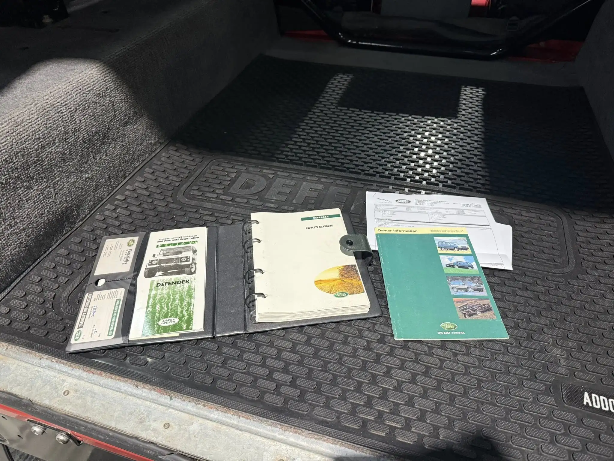 2000 Land Rover Defender 90 2.8i