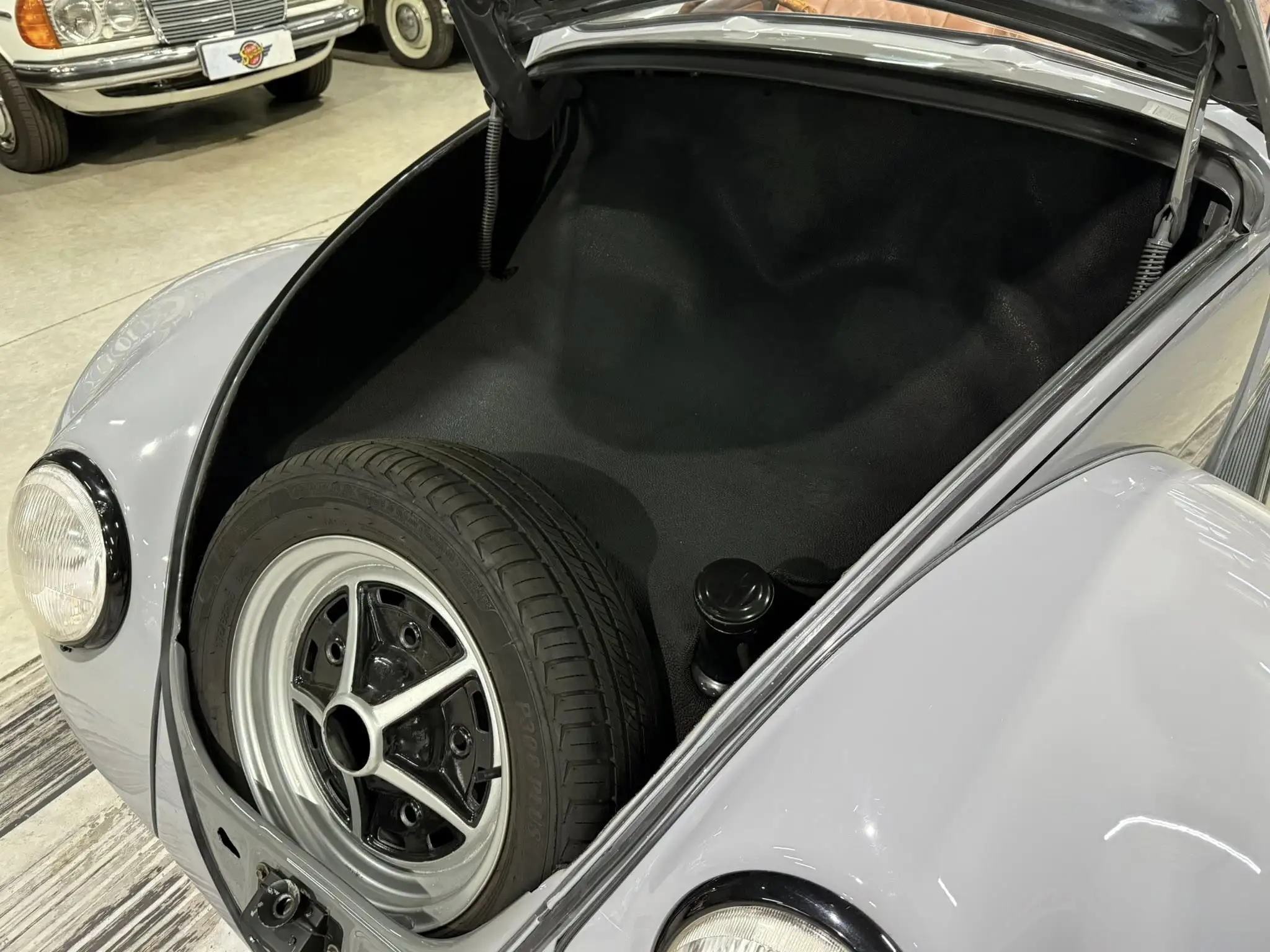 1964 Volkswagen Beetle Rod – Custom Build