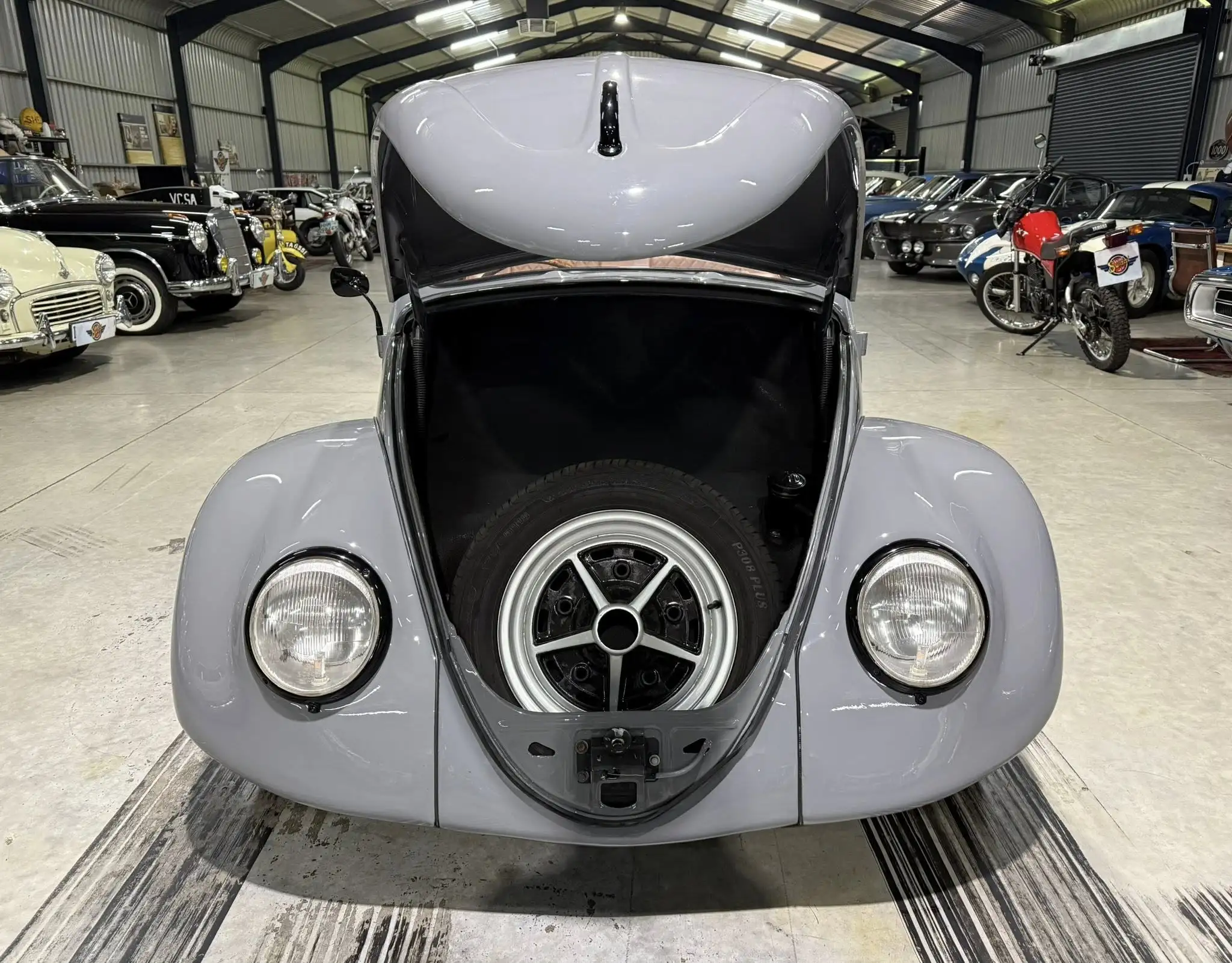 1964 Volkswagen Beetle Rod – Custom Build