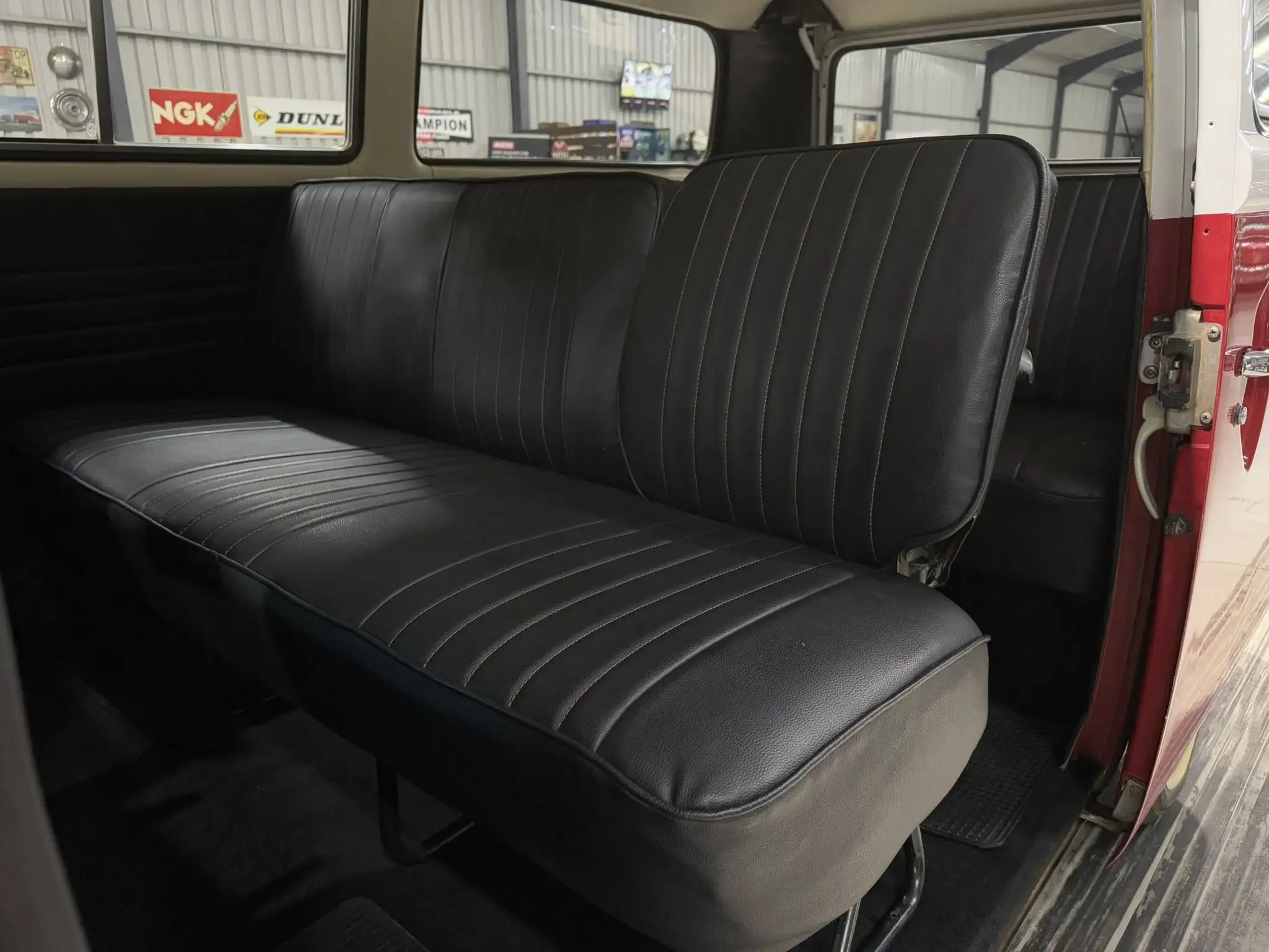 1977 Volkswagen Kombi 2000