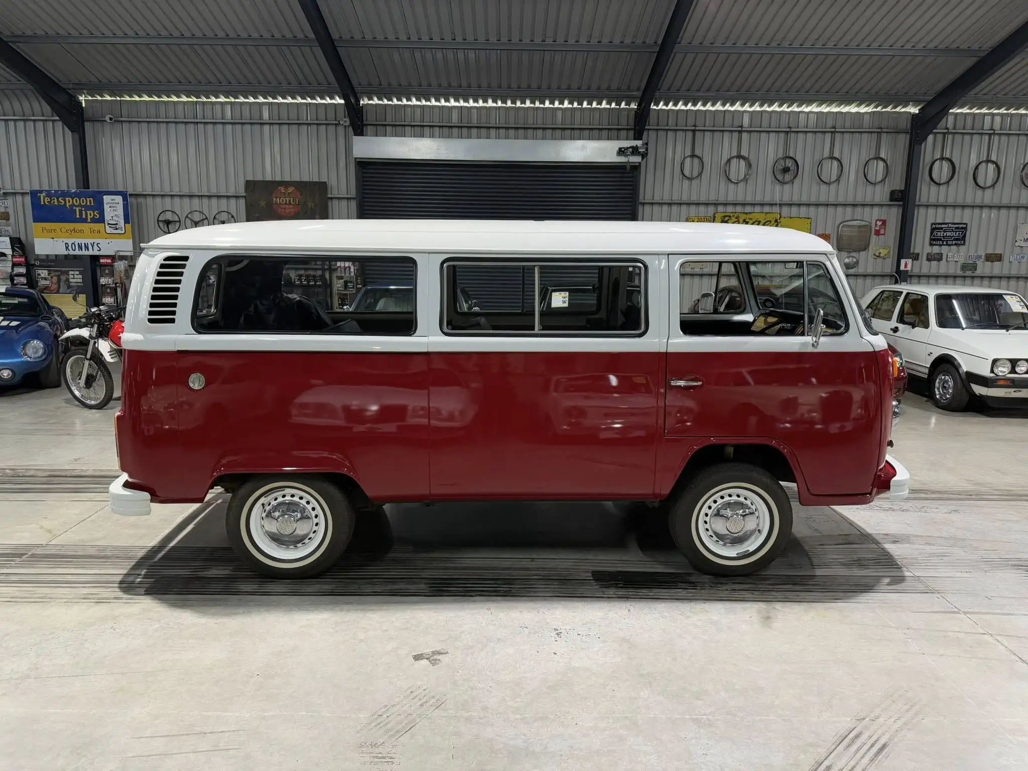 1977 Volkswagen Kombi 2000