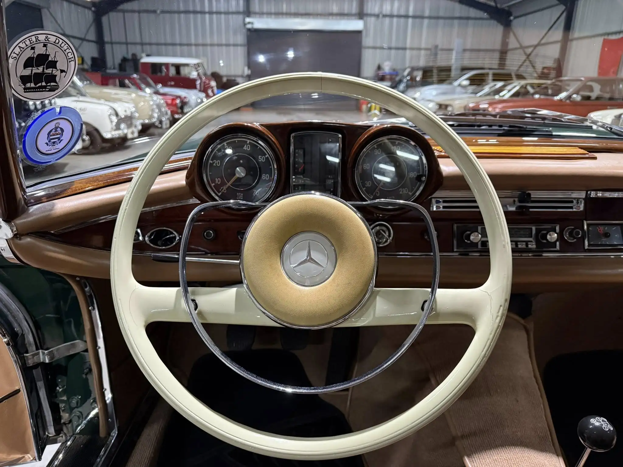 1963 Mercedes-Benz W111 220SE Coupé