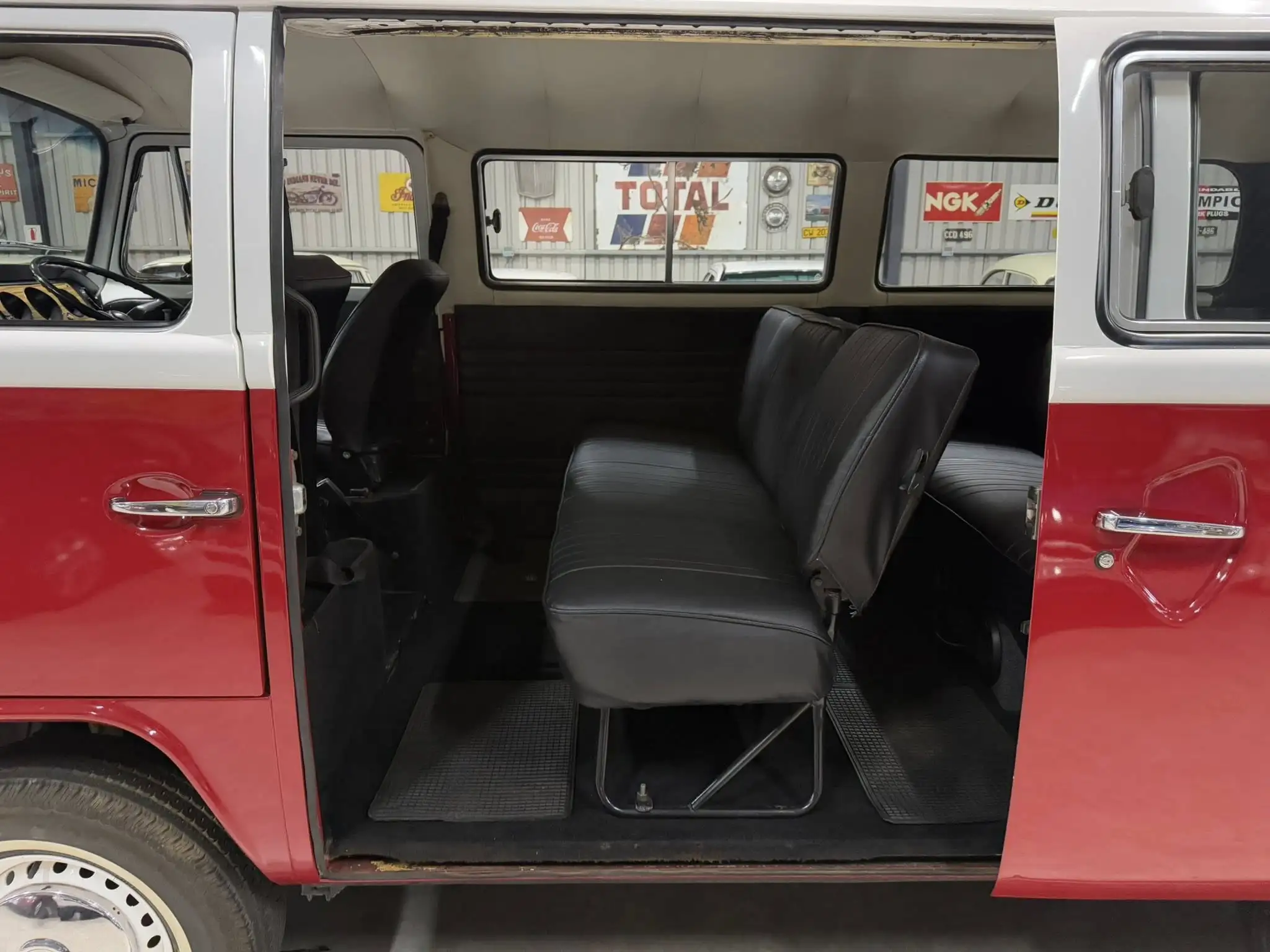 1977 Volkswagen Kombi 2000