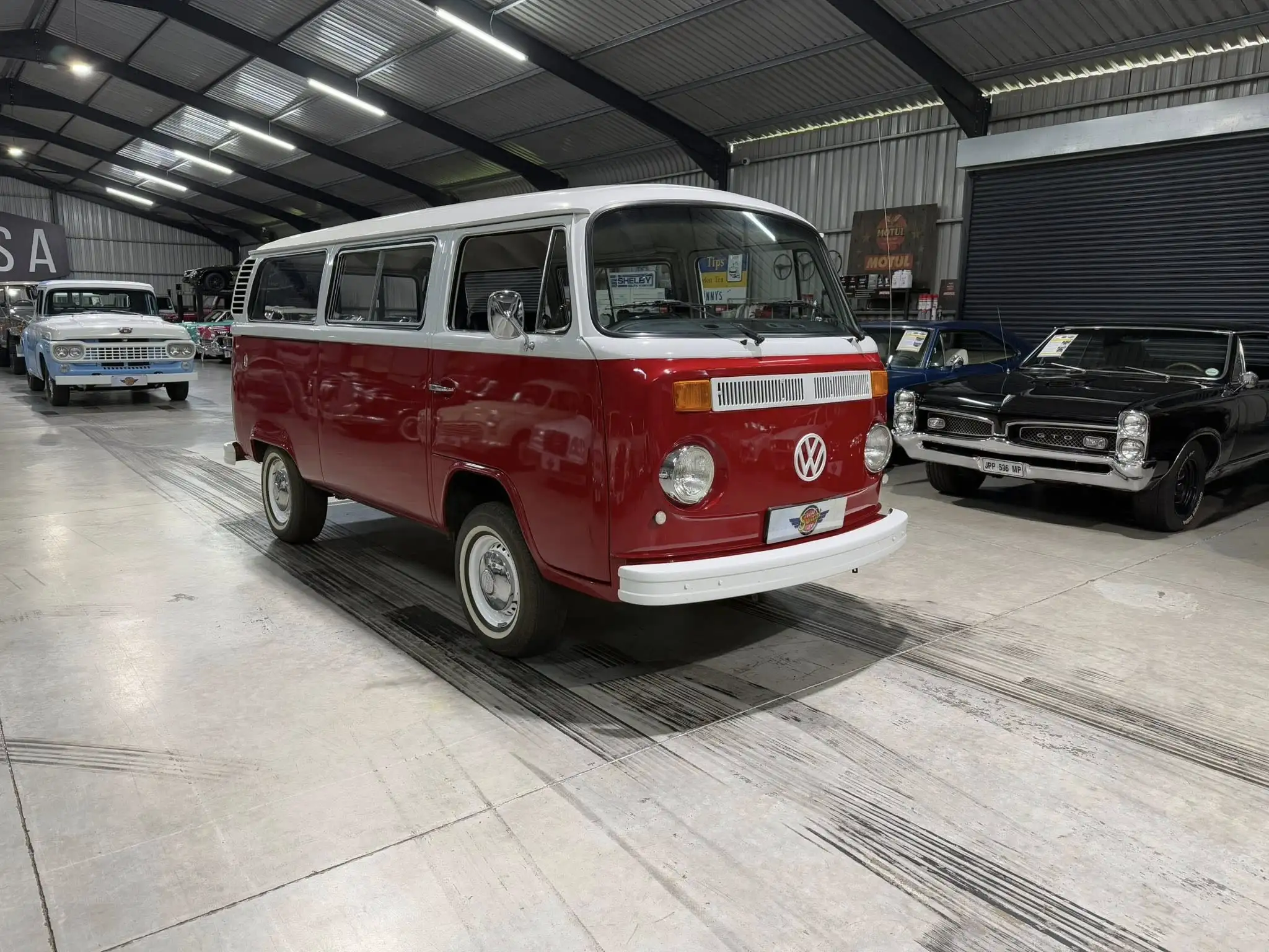 1977 Volkswagen Kombi 2000
