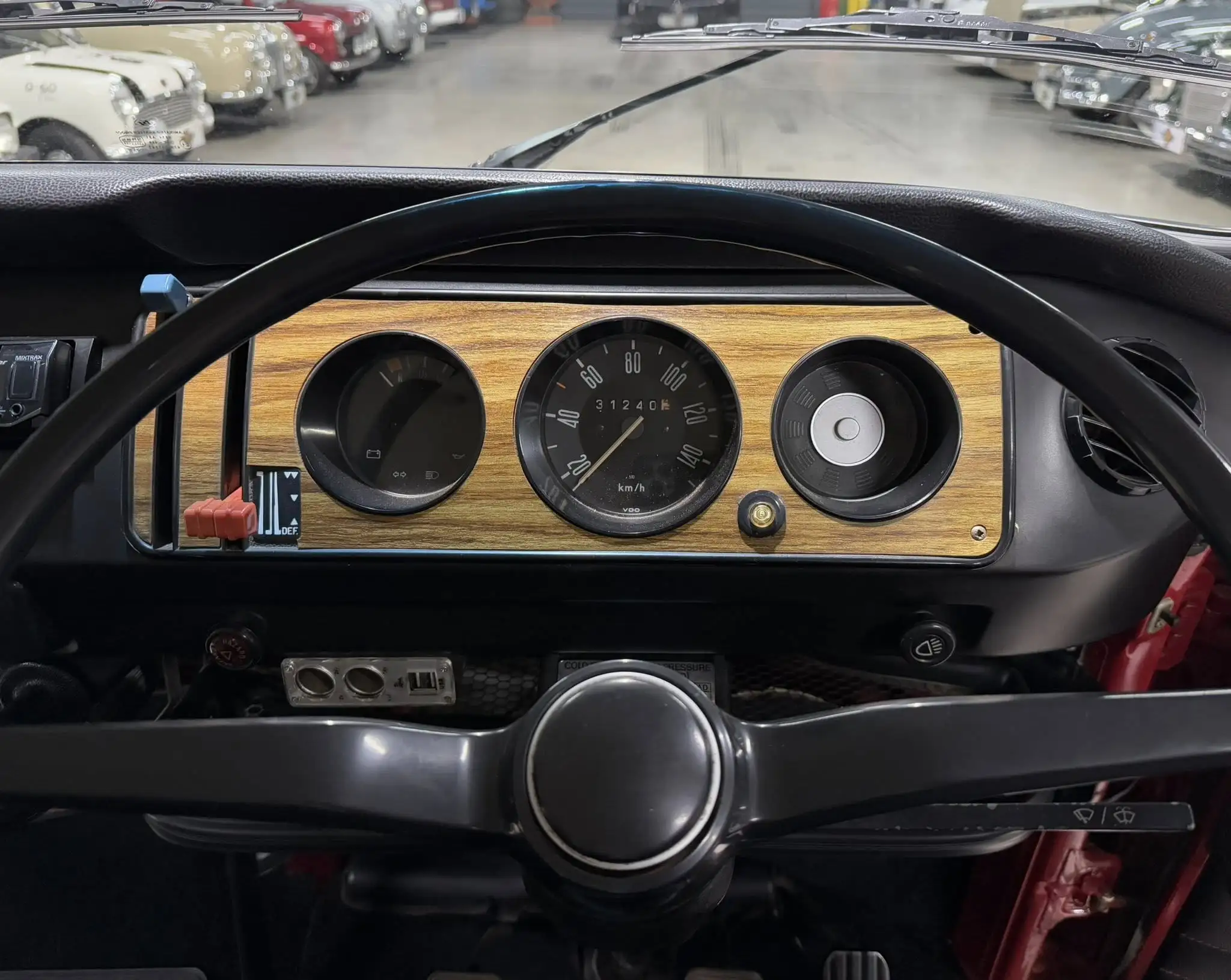 1977 Volkswagen Kombi 2000