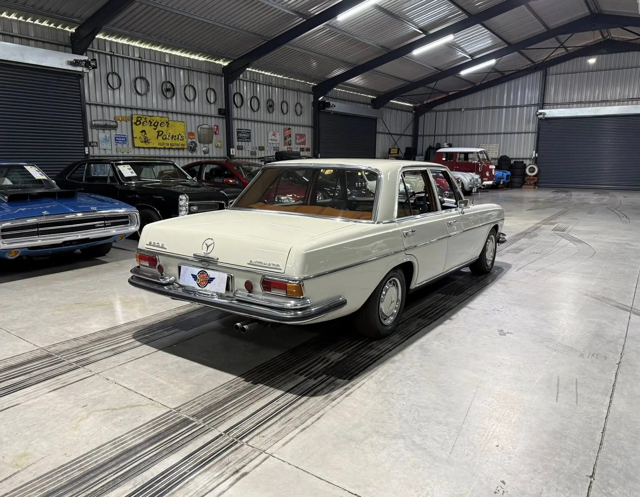 1970 Mercedes-Benz W108 280S