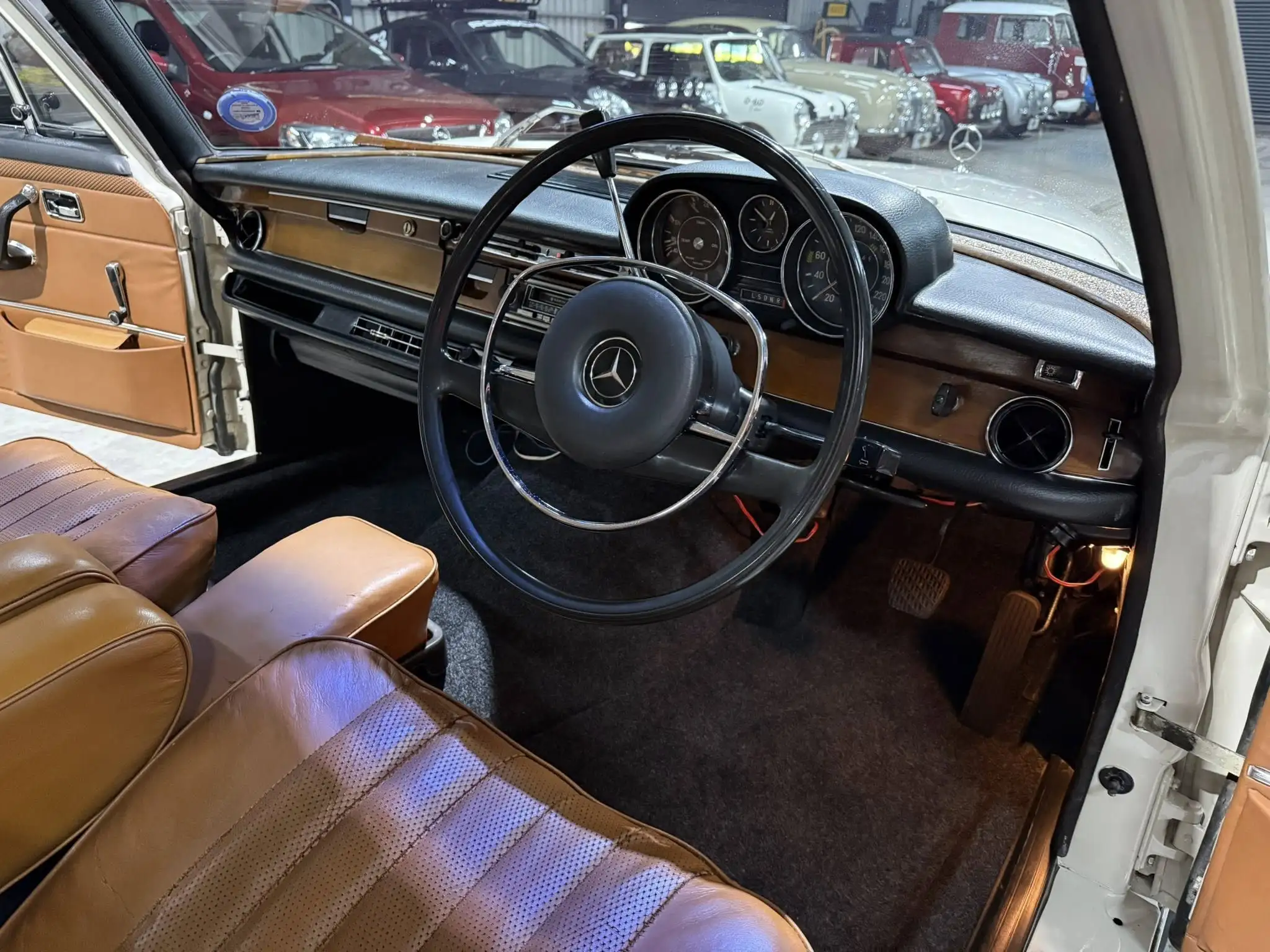 1970 Mercedes-Benz W108 280S