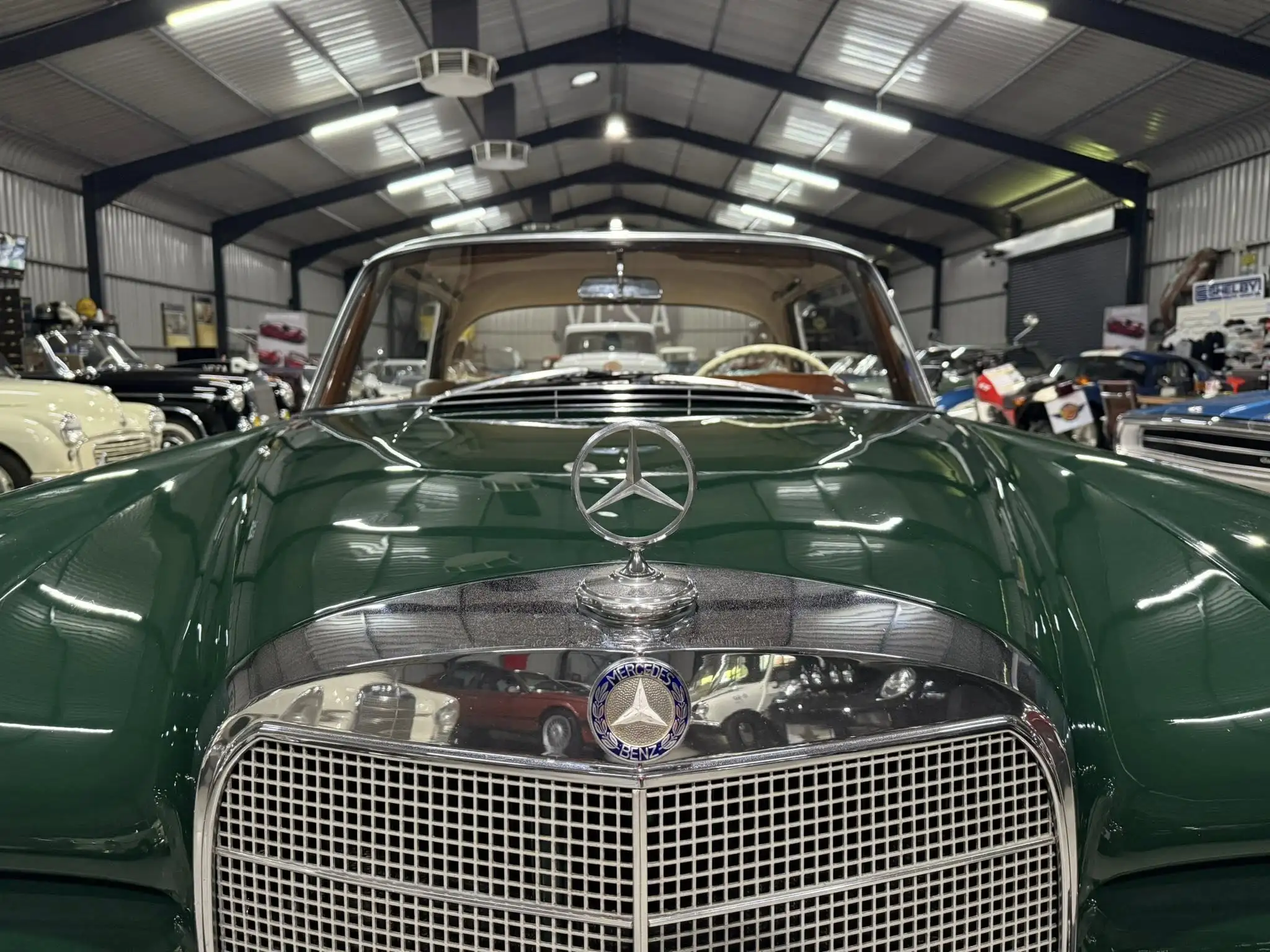 1963 Mercedes-Benz W111 220SE Coupé