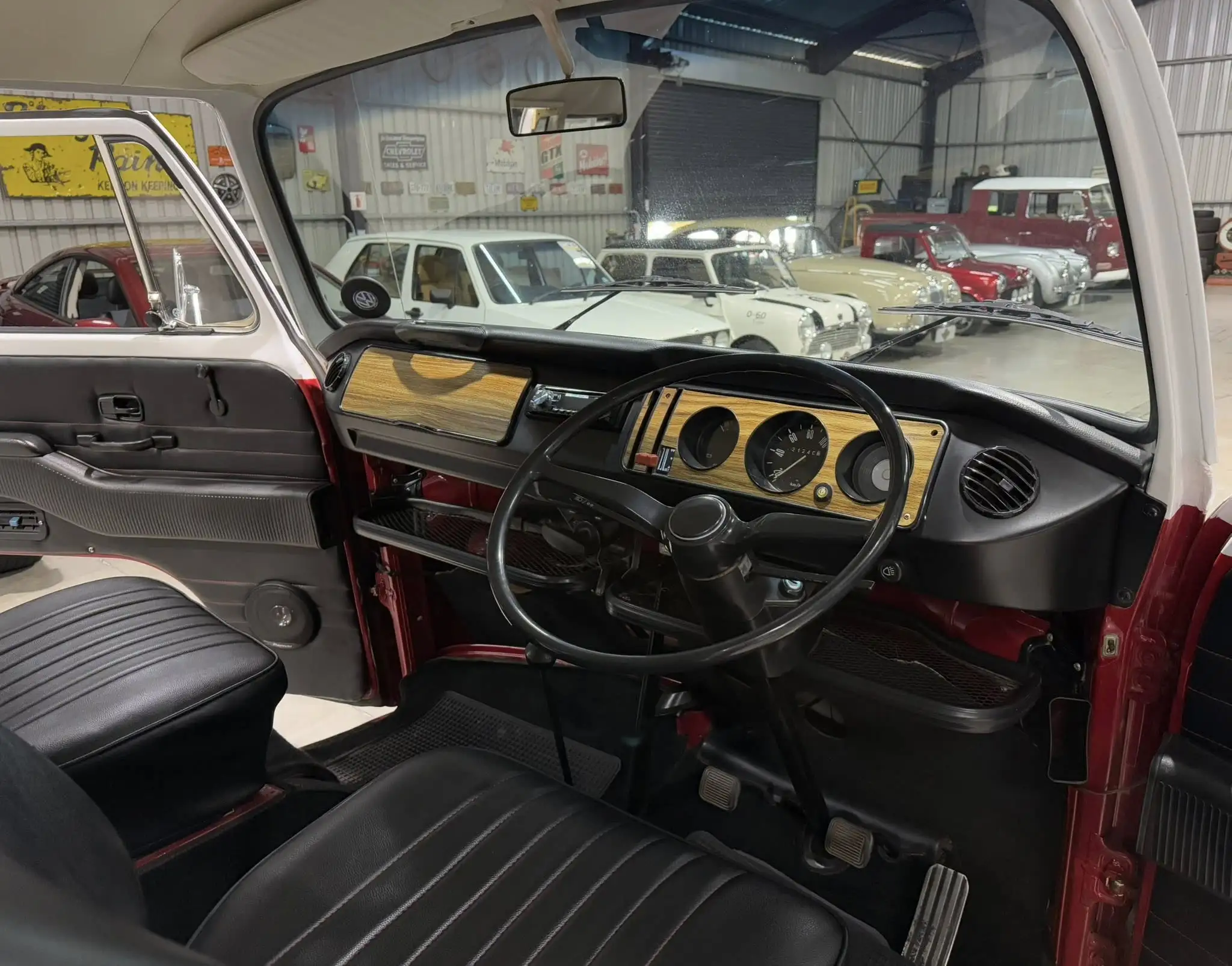 1977 Volkswagen Kombi 2000