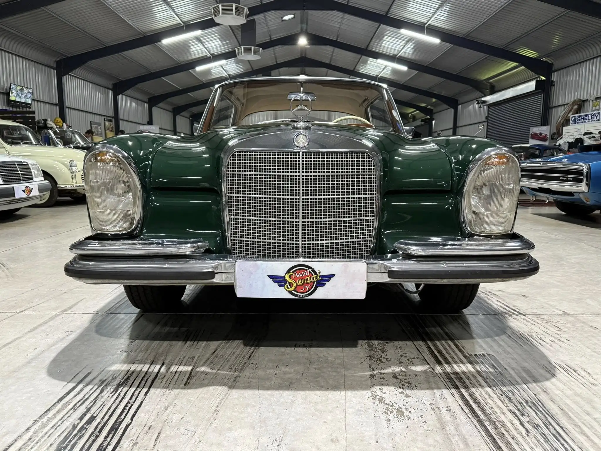 1963 Mercedes-Benz W111 220SE Coupé