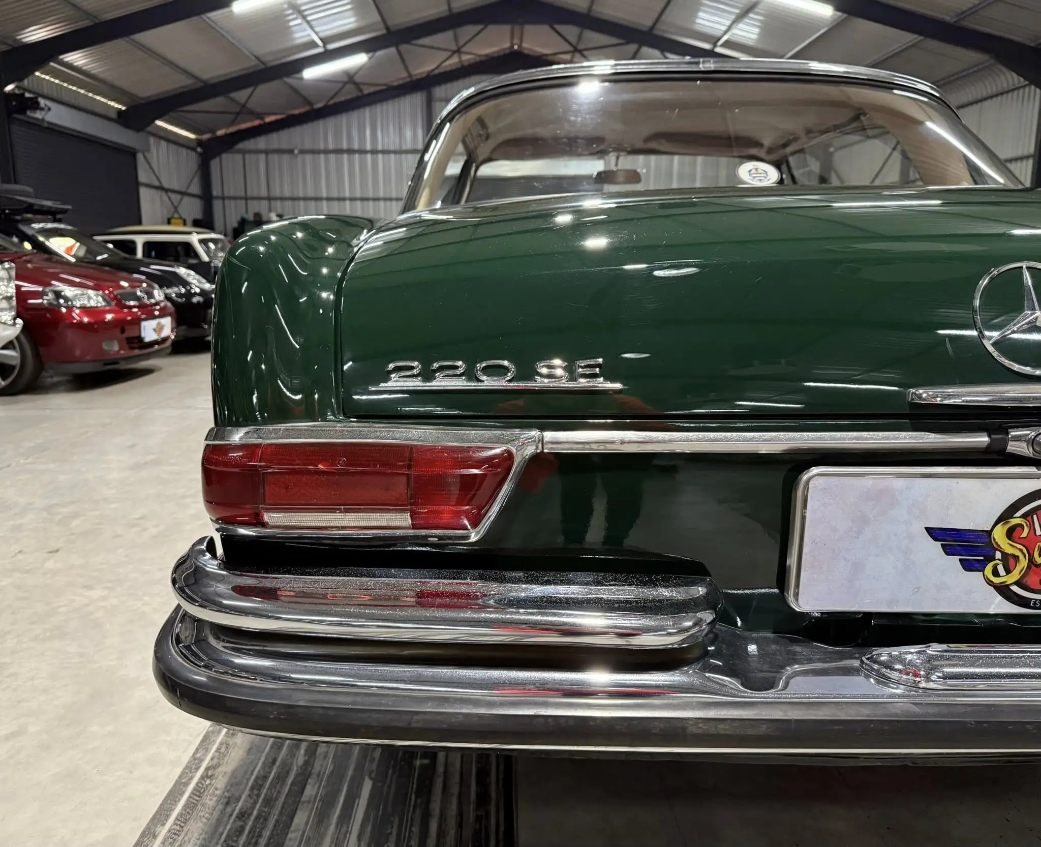 1963 Mercedes-Benz W111 220SE Coupé