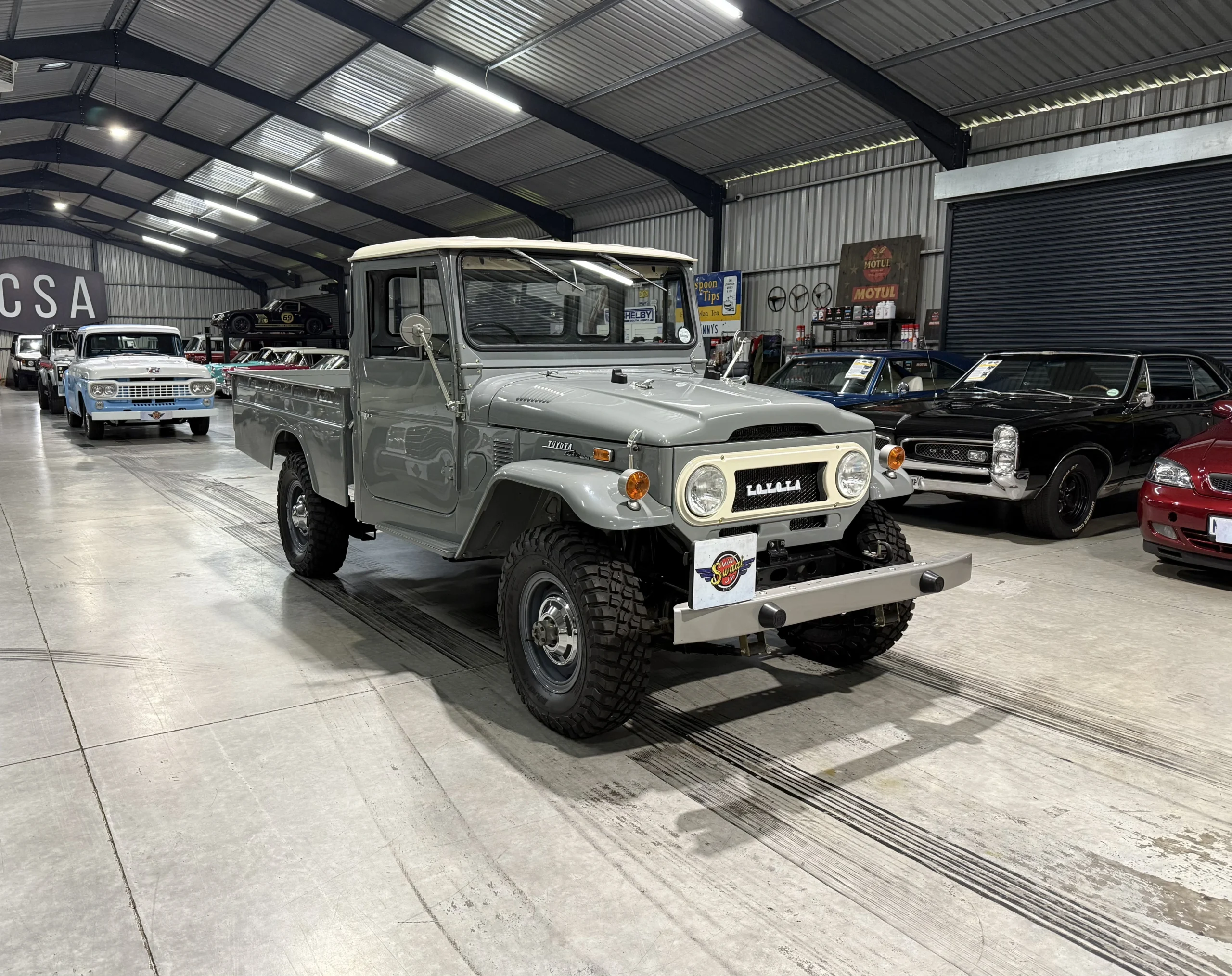 1972 Toyota Land Cruiser FJ45