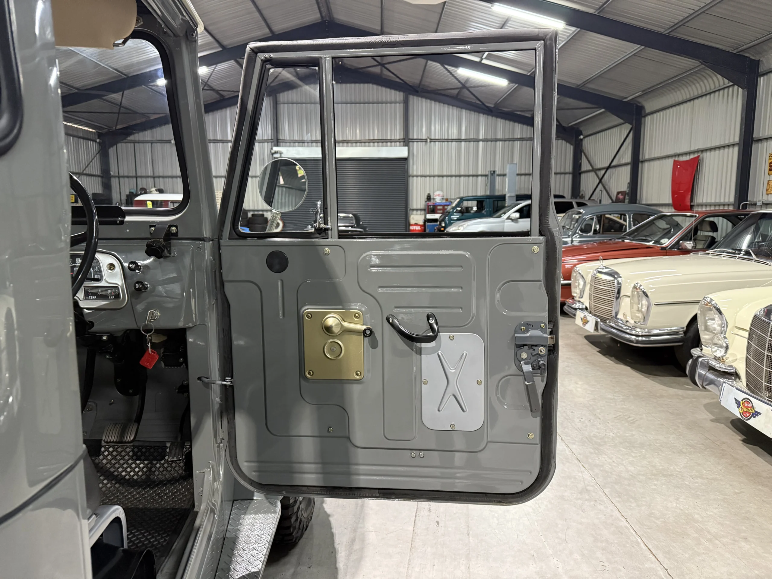 1972 Toyota Land Cruiser FJ45