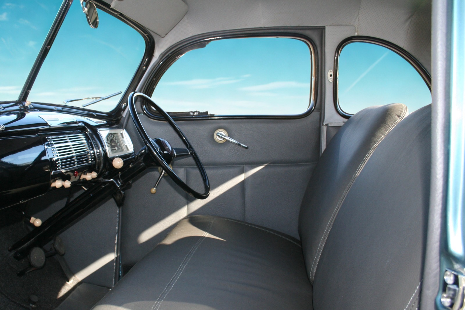 1940 Ford Business Coupe Deluxe Model 01A
