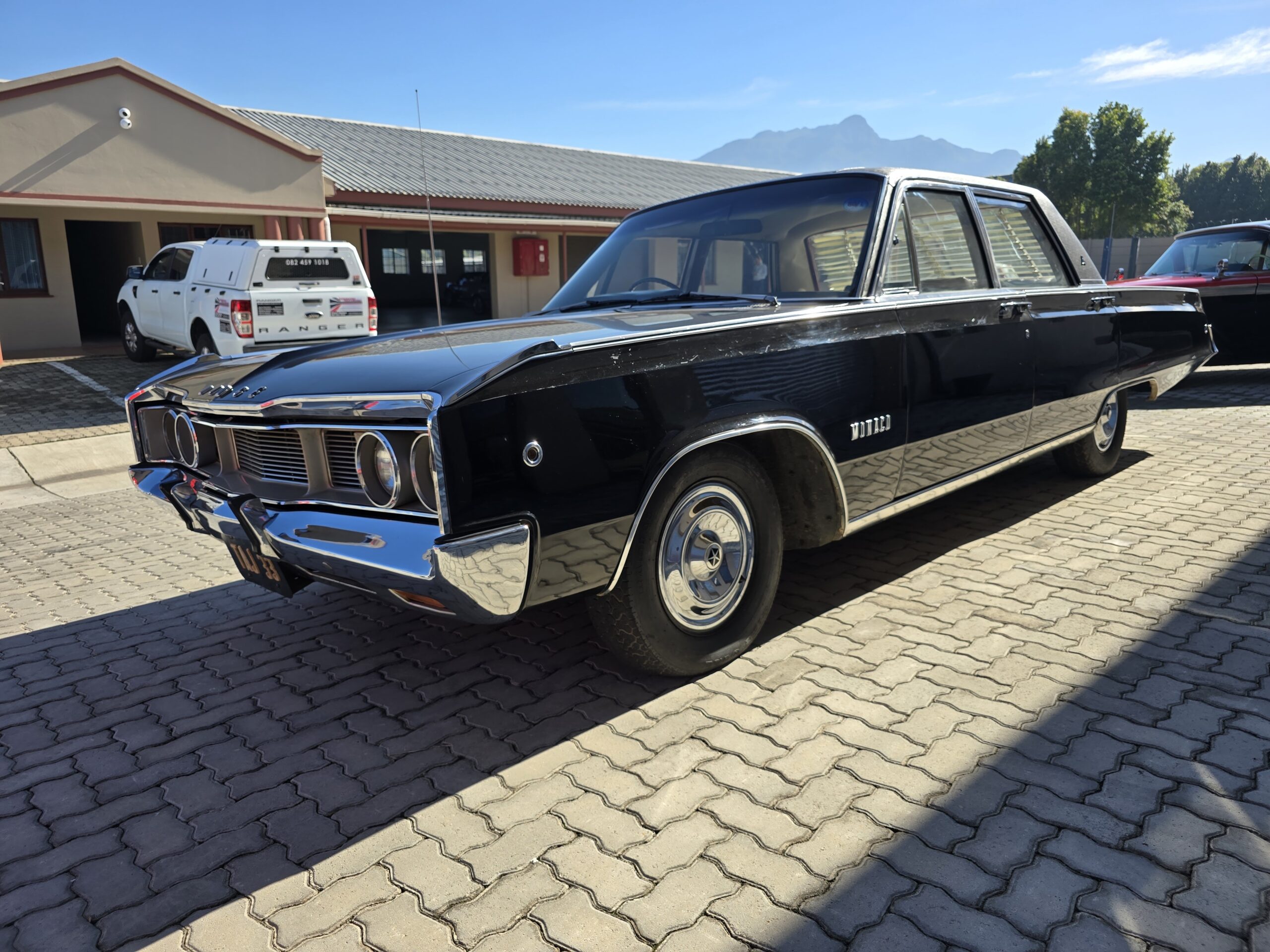 1968 Dodge Monaco Sedan