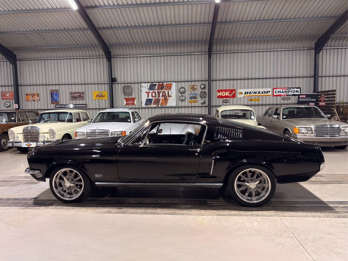 1968 Ford Mustang Fastback GT390 – Restomod