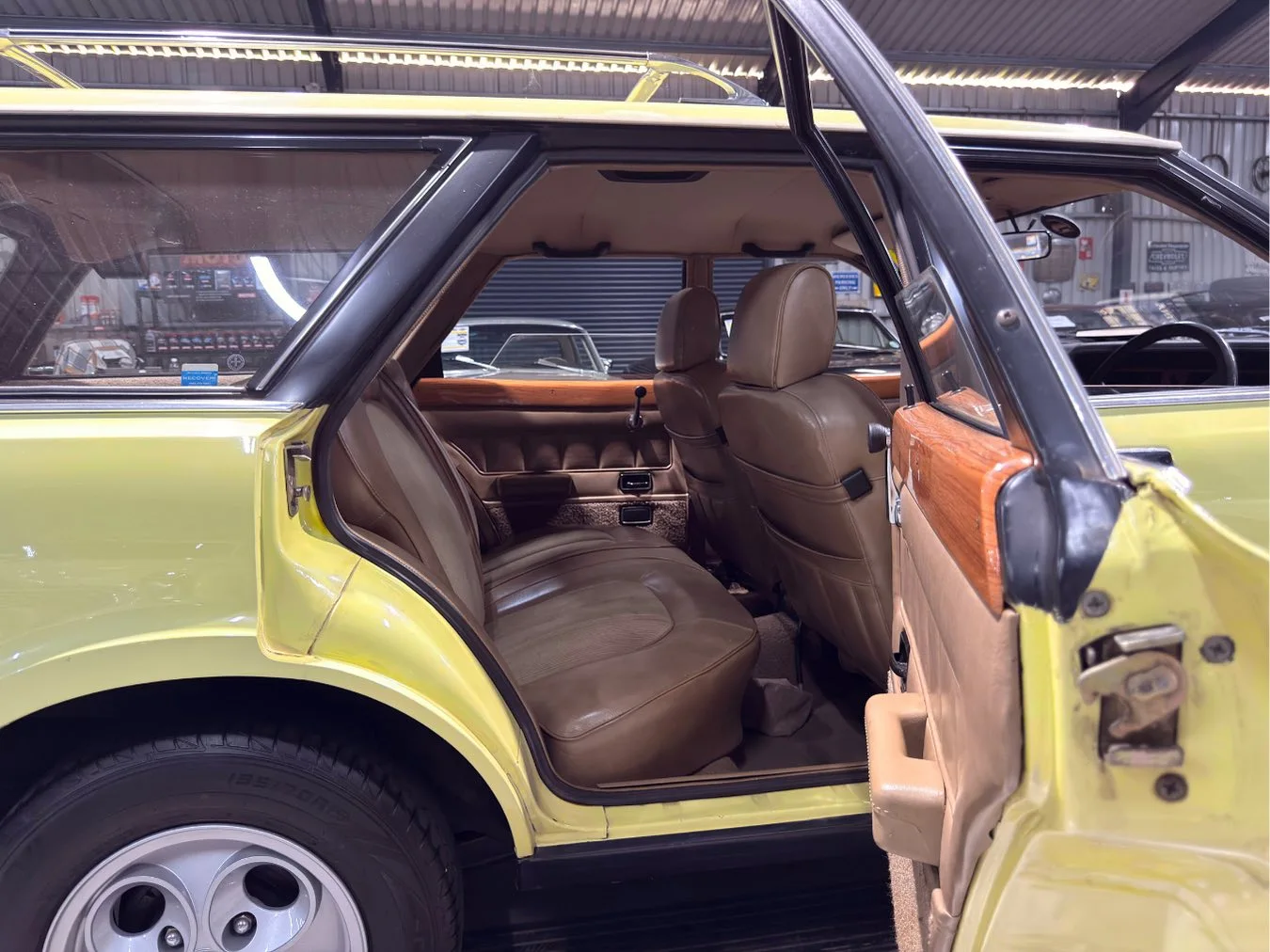 1977 Ford Cortina 3.0 V6 Ghia Station Wagon