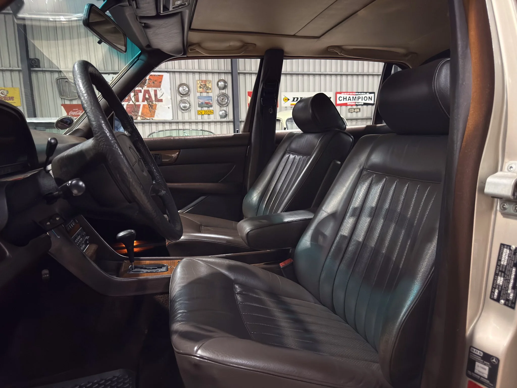 1988 Mercedes-Benz W126 420SEL