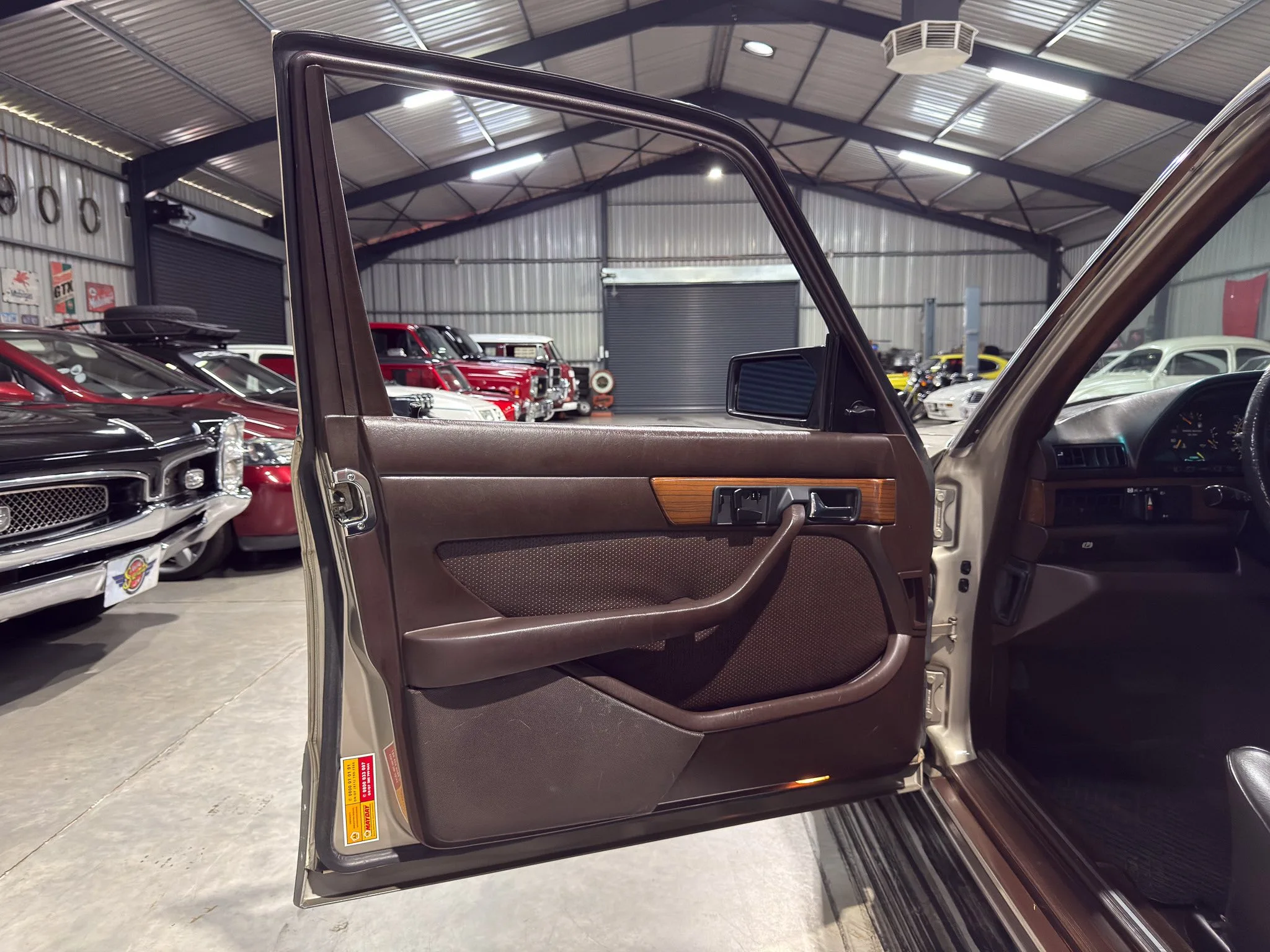 1988 Mercedes-Benz W126 420SEL