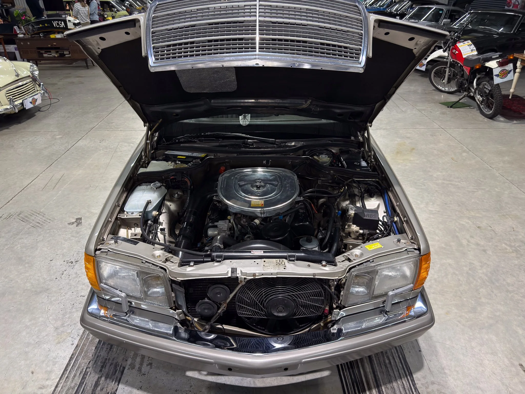 1988 Mercedes-Benz W126 420SEL