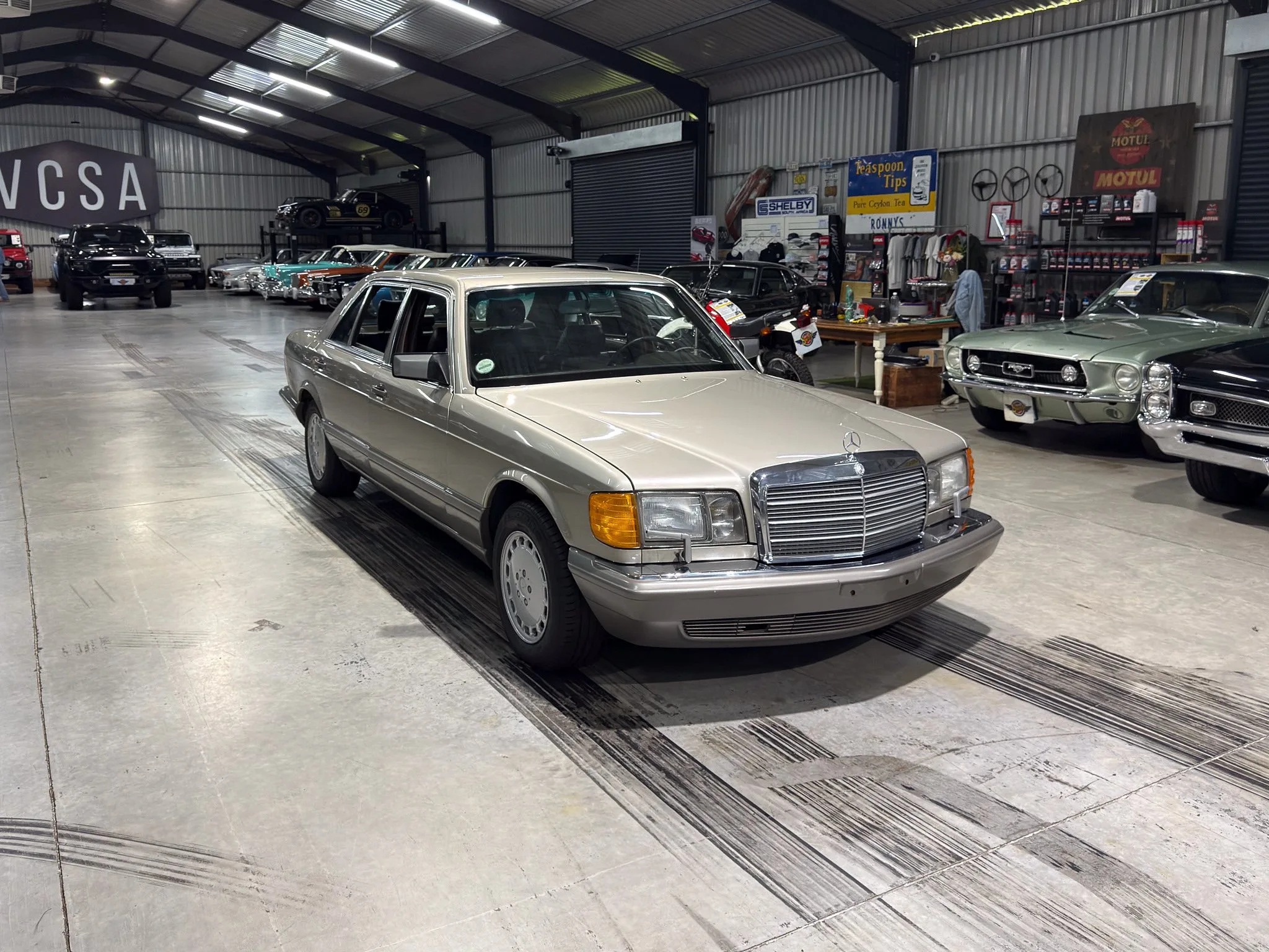 1988 Mercedes-Benz W126 420SEL
