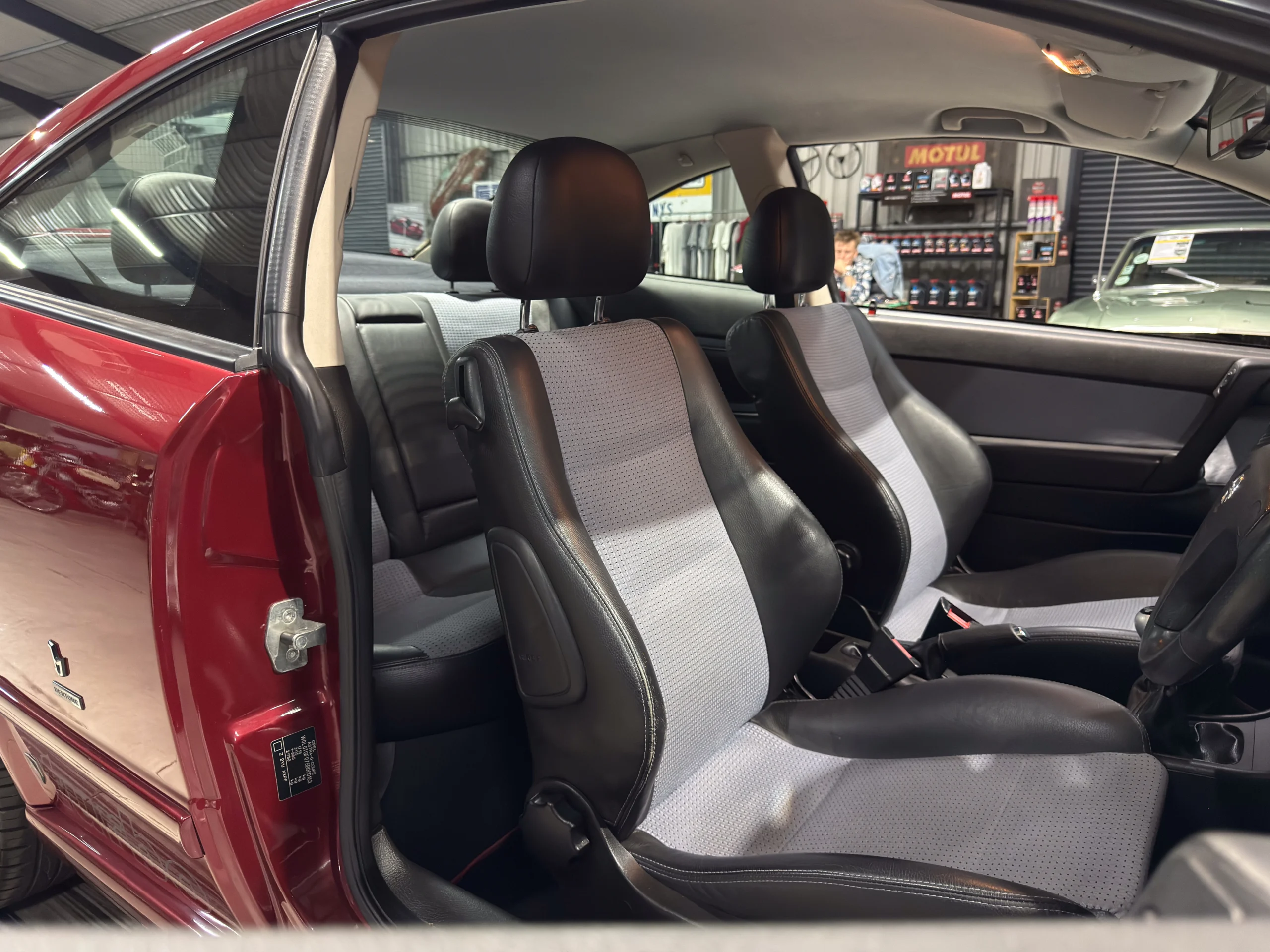 2005 Opel Astra Turbo Coupe